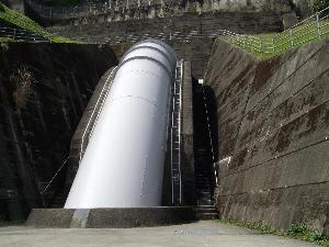 水力発電所水圧鉄管